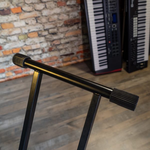 The KS26Q double braced X-style keyboard stand offers a secure and sturdy place for your keyboard or electric piano.