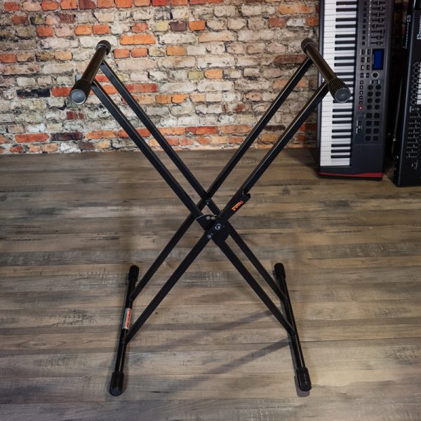 The KS26Q double braced X-style keyboard stand offers a secure and sturdy place for your keyboard or electric piano.